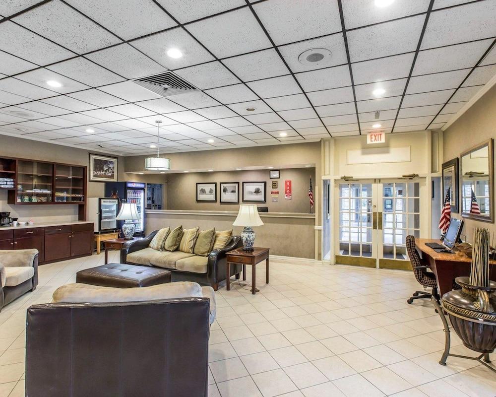 Days By Wyndham Near Stewart, Newly Renovated, Free Hot Breakfast, Restaurant And Bar Hotel Hinesville