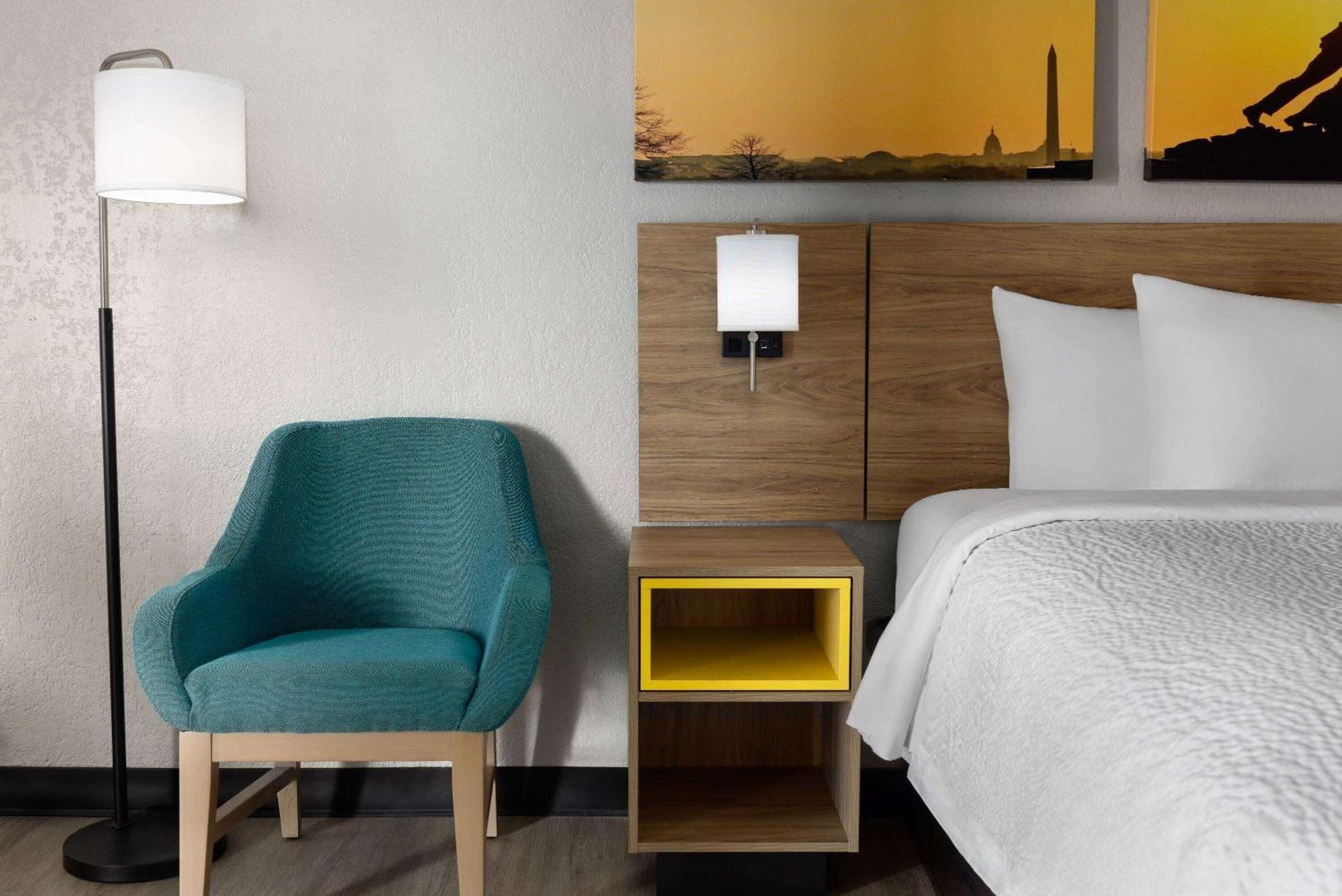 Hotel Days By Wyndham Near Stewart, Newly Renovated, Free Hot Breakfast, Restaurant And Bar 2*