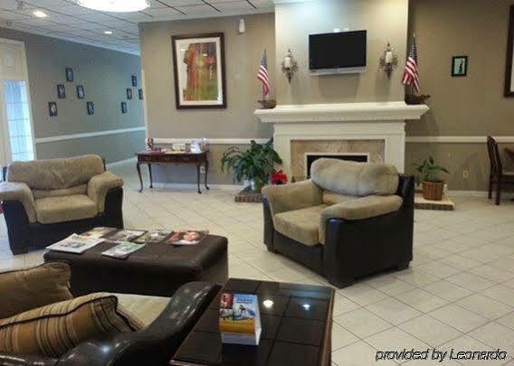 Days By Wyndham Near Stewart, Newly Renovated, Free Hot Breakfast, Restaurant And Bar